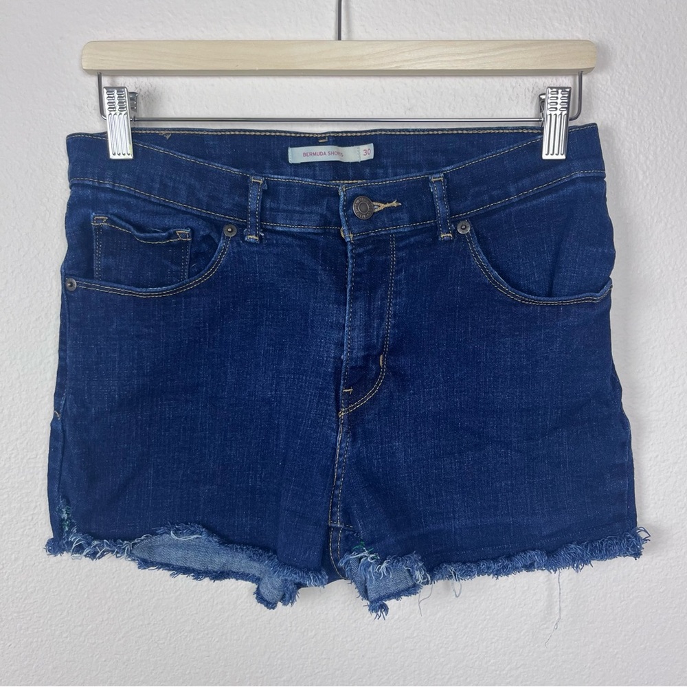 Levis Jean Shorts Womens Thirty Bermuda Denim Stretch Cut Off Casual Classic - Picture 13 of 13